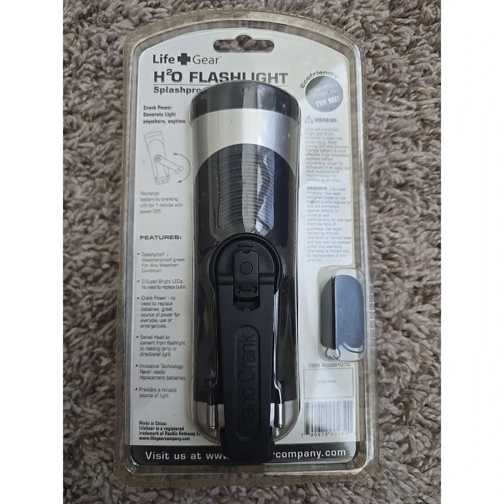 Life Gear StormProof Crank H2O Splashproof Flashlight